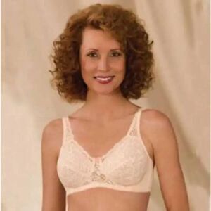 Trulife 165 Naturalwear  Maria All Over Lace Style Softcup NEW  with tags. WHITE